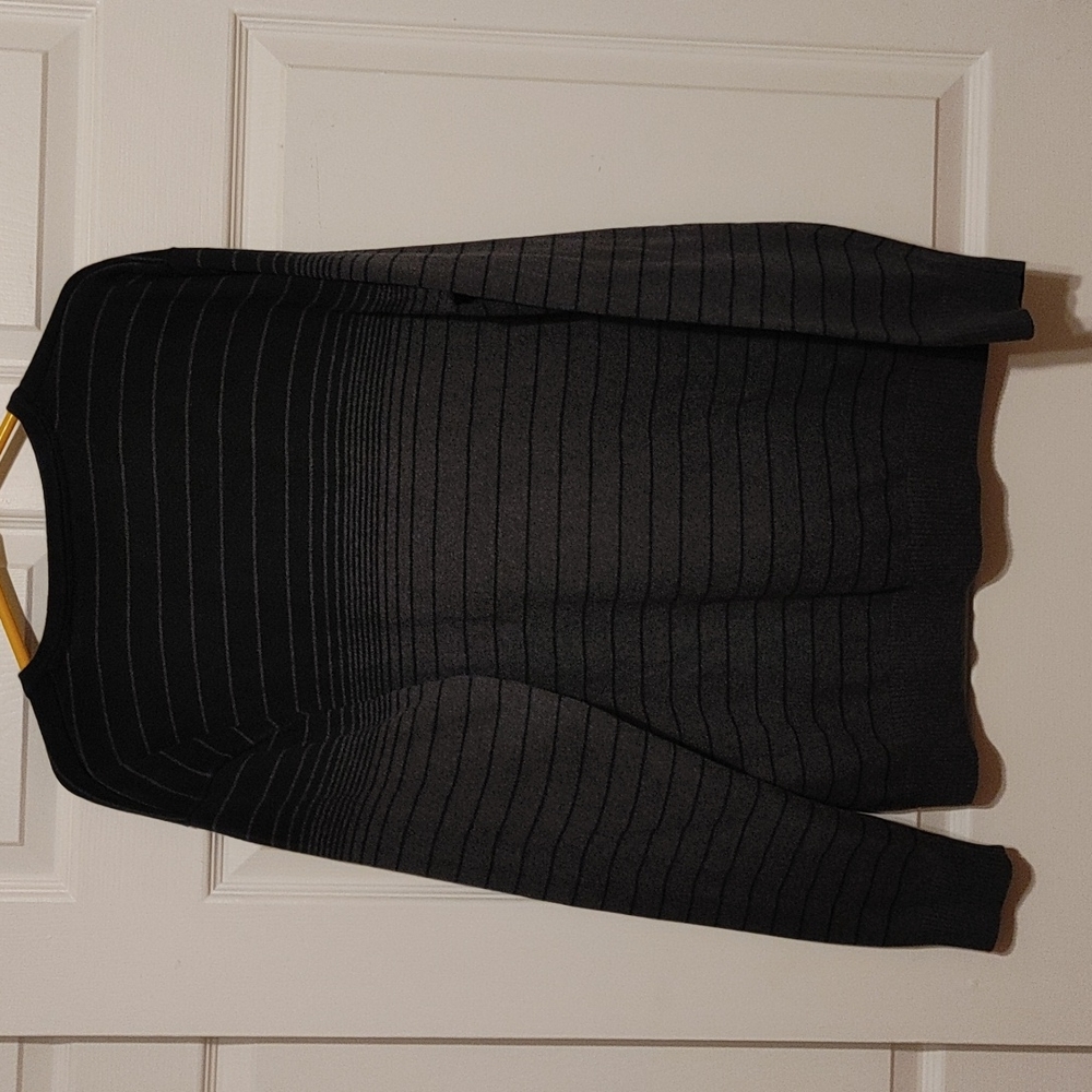 🏎️ Structure Sweater - Picture 6 of 10
